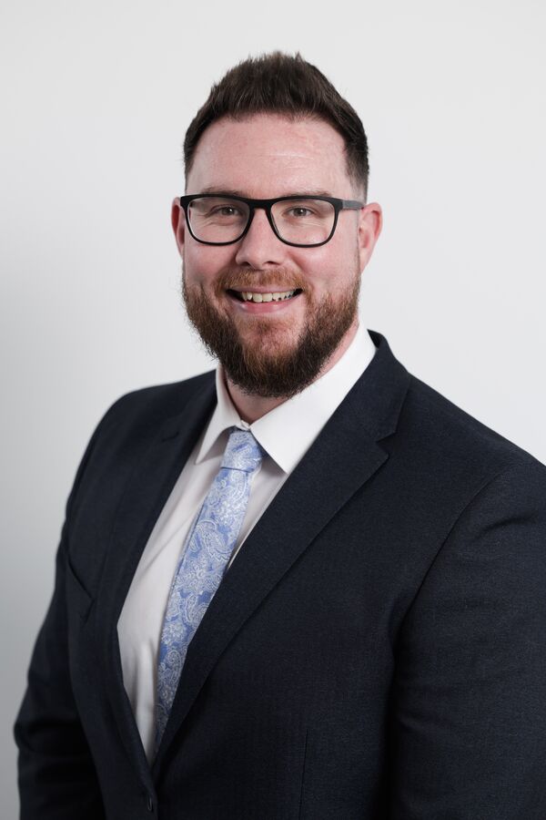 NB Headshot Legal Island